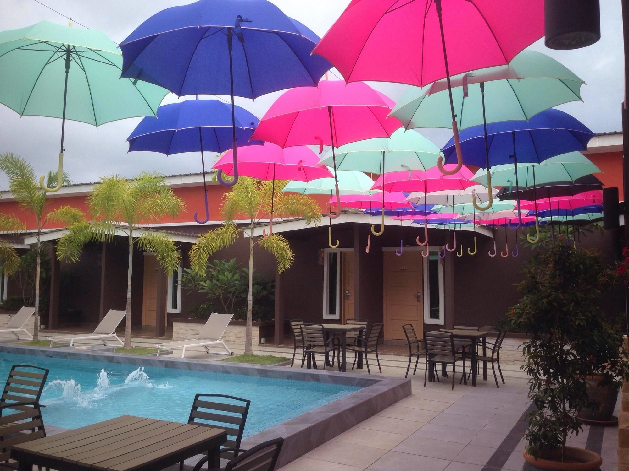 Villa Abadi Resort Pantai Cenang  Εξωτερικό φωτογραφία
